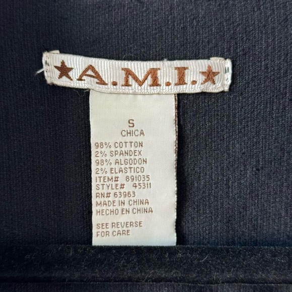 A.M.I Black Vintage Corduroy Jacket with Gold Button Snap Closure - Picture 7 of 8